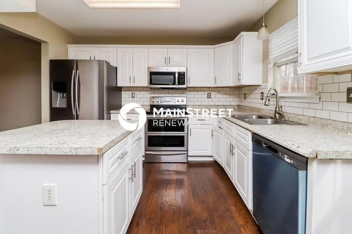 7510 Hubbard Woods Rd - Photo 6 of 16