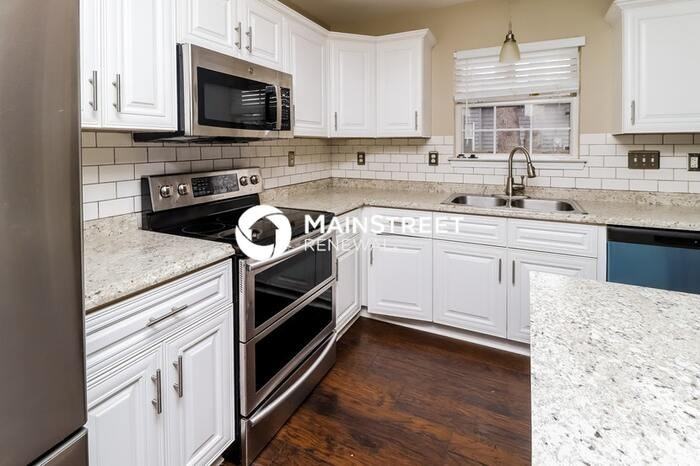 7510 Hubbard Woods Rd - Photo 6 of 16