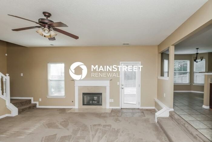 2002 Reflective Waters Rd - Photo 2 of 17