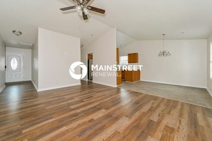 6347 Gary Moore Ln - Photo 3 of 16