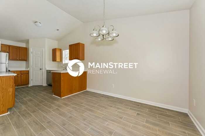 6347 Gary Moore Ln - Photo 4 of 16