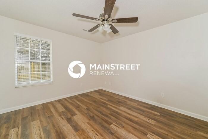 6347 Gary Moore Ln - Photo 7 of 16