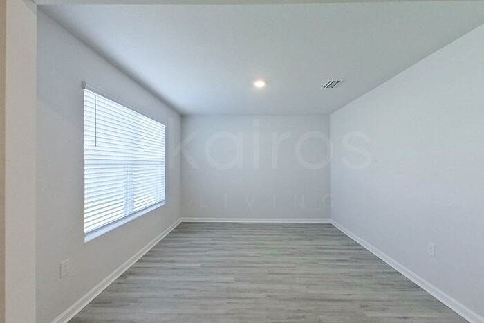 4726 Malay Circle - Photo 2 of 25