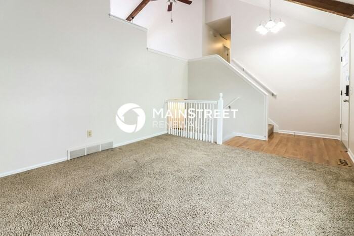 15209 S Seminole Dr - Photo 2 of 19