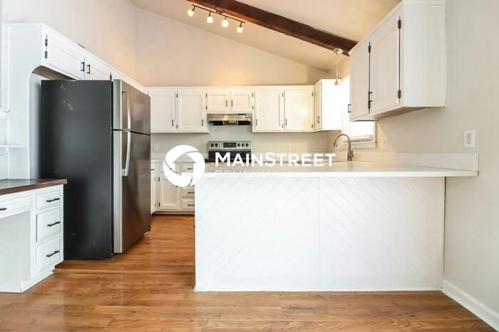 15209 S Seminole Dr - Photo 5 of 19