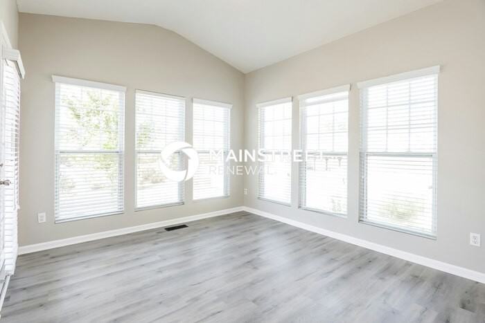 594 Jockey Pl - Photo 6 of 17