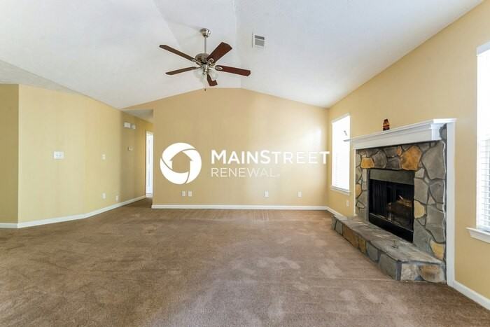 6805 Silver Maple Dr - Photo 4 of 15