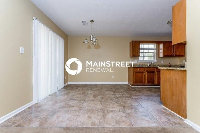 6805 Silver Maple Dr - Photo 5 of 15