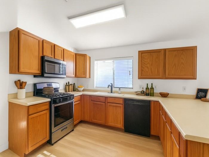 7872 March Brown Ave - Photo 3 of 26