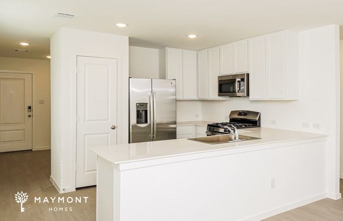 10204 Bridgton Ml - Photo 7 of 19