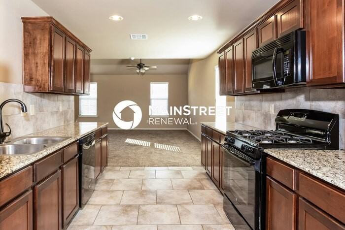 7412 Comrade Ln - Photo 6 of 15