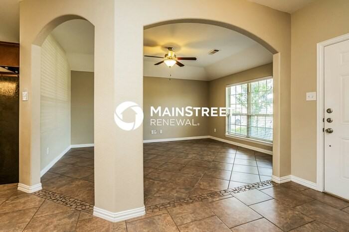 7664 Hollow Point Dr - Photo 2 of 16