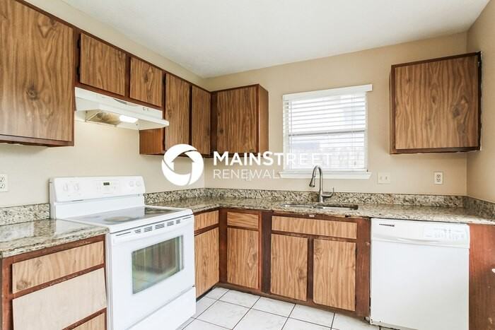 12637 Autumn Mill Drive - Photo 7 of 16