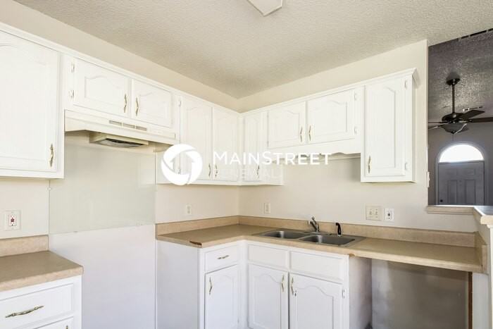 1486 Beringer Dr - Photo 7 of 16