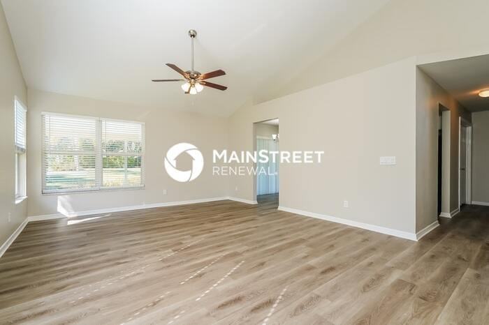 9131 Buttercup Ct - Photo 3 of 16