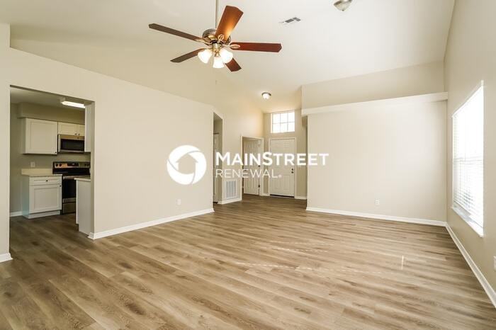 9131 Buttercup Ct - Photo 5 of 16