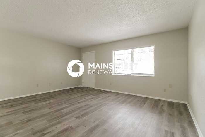 2395 Florida Ave - Photo 3 of 16