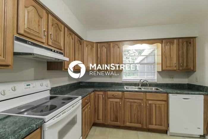 2395 Florida Ave - Photo 5 of 16