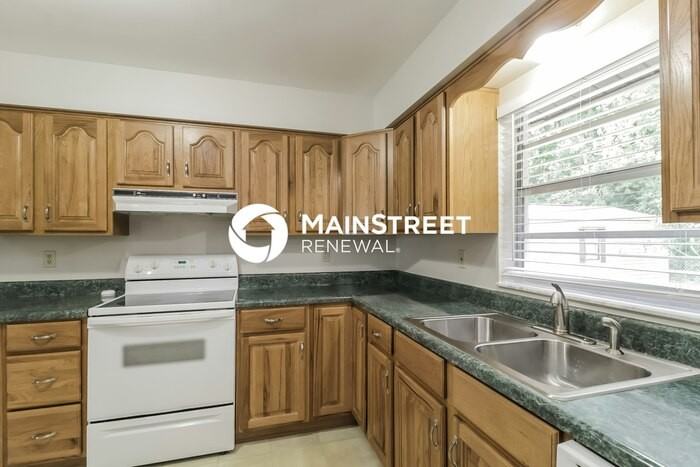 2395 Florida Ave - Photo 6 of 16