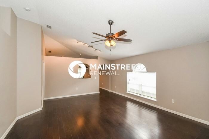 7336 Lawn Tennis Ln - Photo 3 of 16