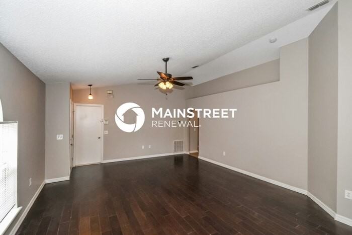 7336 Lawn Tennis Ln - Photo 5 of 16