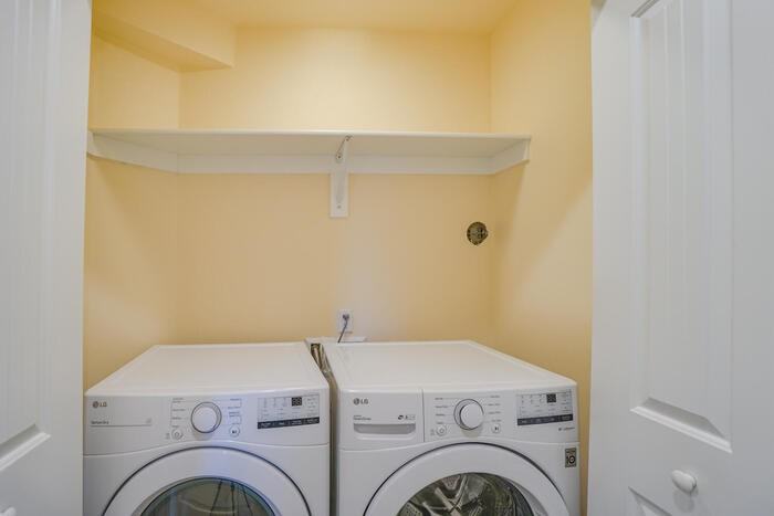 11215 Northeast 23rd Street - Photo 7 of 35