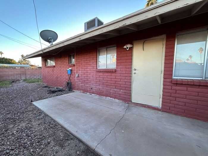 1101 N April #BB - Photo 6 of 19