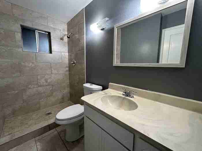 1101 N April #BB - Photo 7 of 19