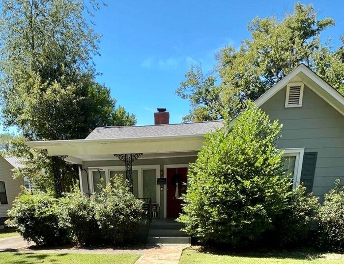 2733 Thornton Circle Southwest - Photo 2 of 14