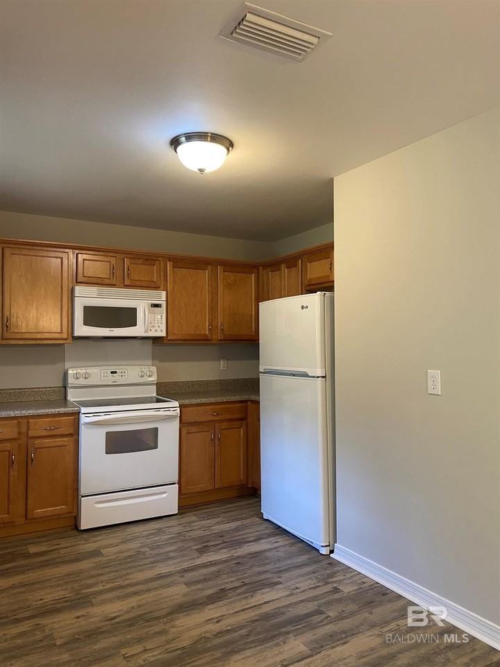 25695 Argonne Drive - Photo 6 of 15