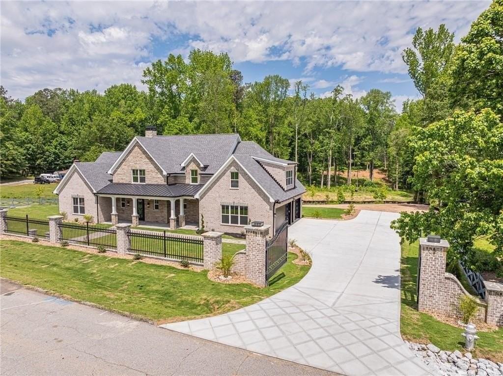 140 Annie Chandler Trail