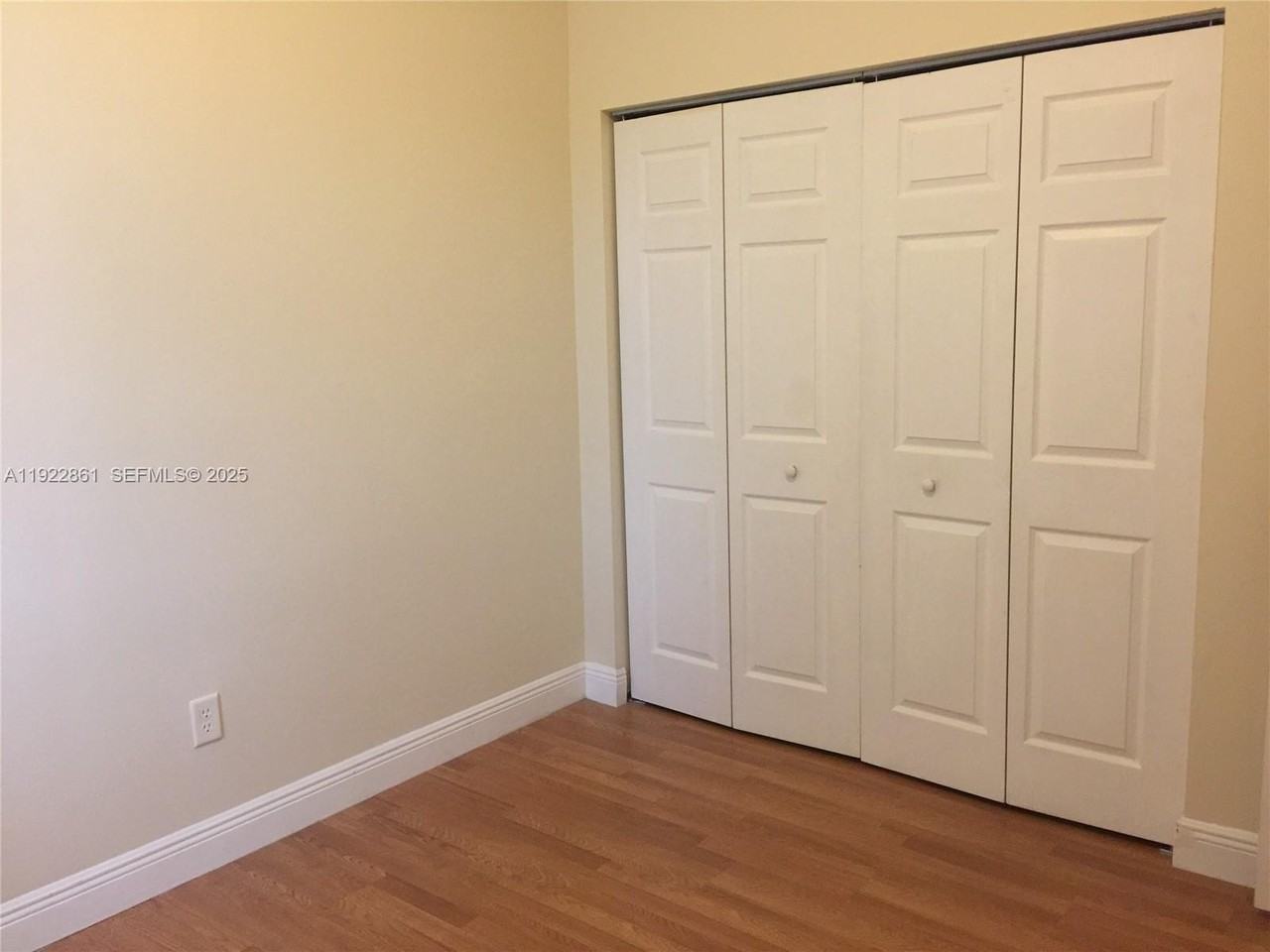 2205 Clipper Pl #5404 - Photo 5 of 7