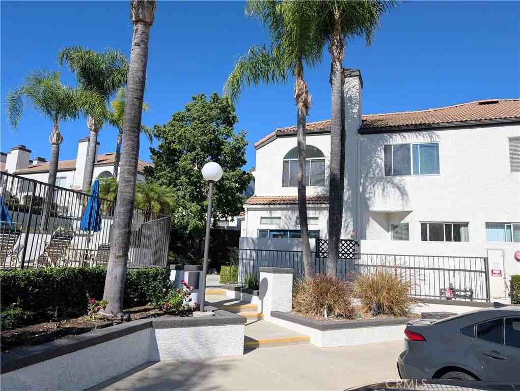 13133 Le Parc Boulevard #1009 - Photo 2 of 21