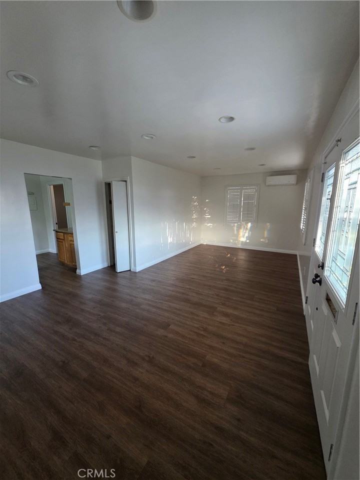 9251 Rio Dell St - Photo 2 of 15