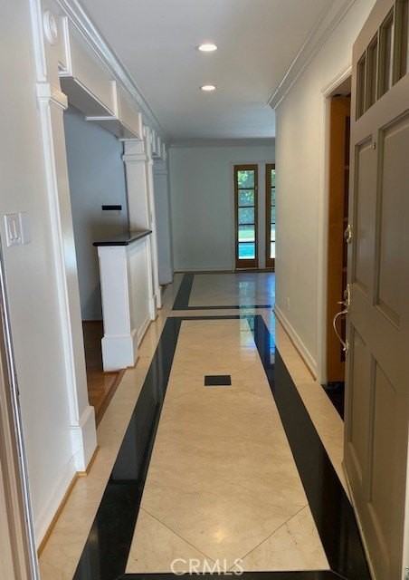 4629 Forman Ave - Photo 6 of 25