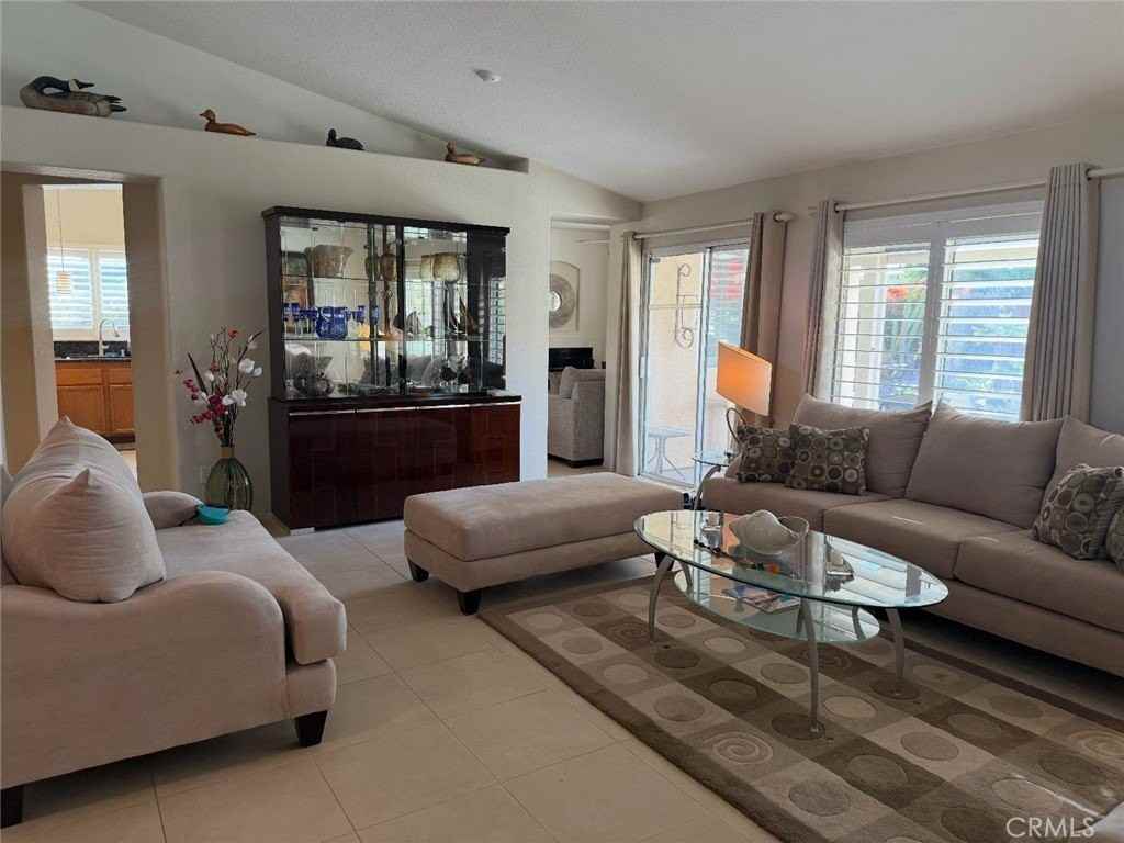 37677 Emerson Dr - Photo 3 of 35