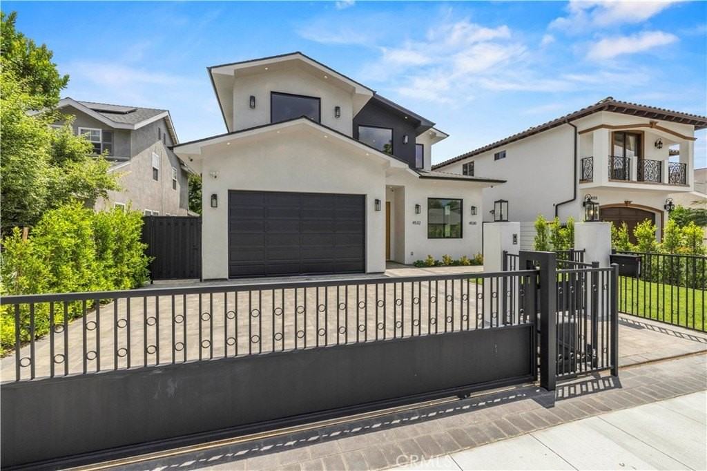 4532 Katherine Avenue - Photo 3 of 49