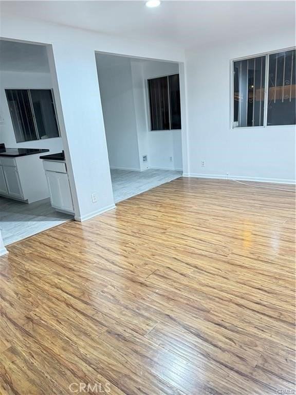 822 East 87th Place - Photo 7 of 25