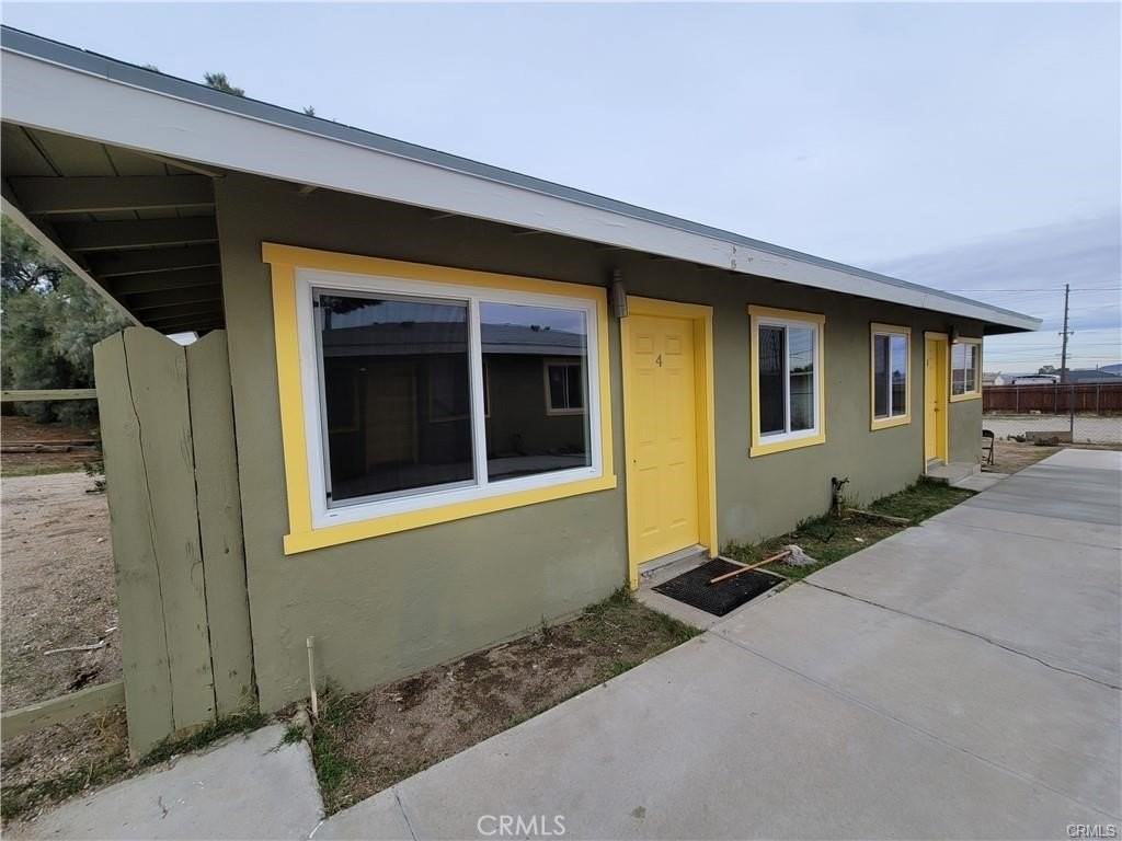 961 Manzanita Drive #4