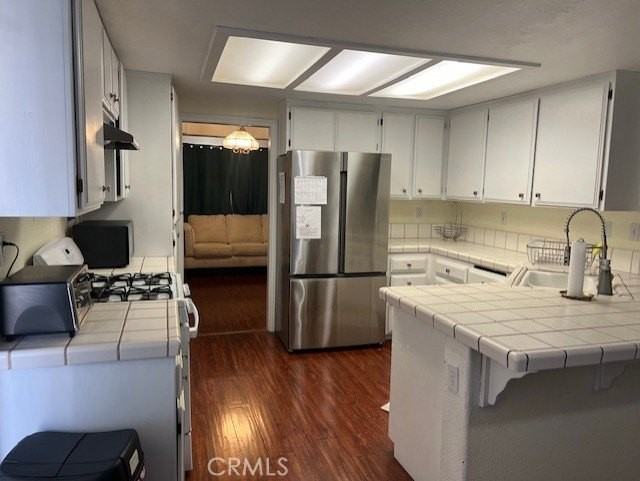 7653 Phelan Rd - Photo 2 of 27