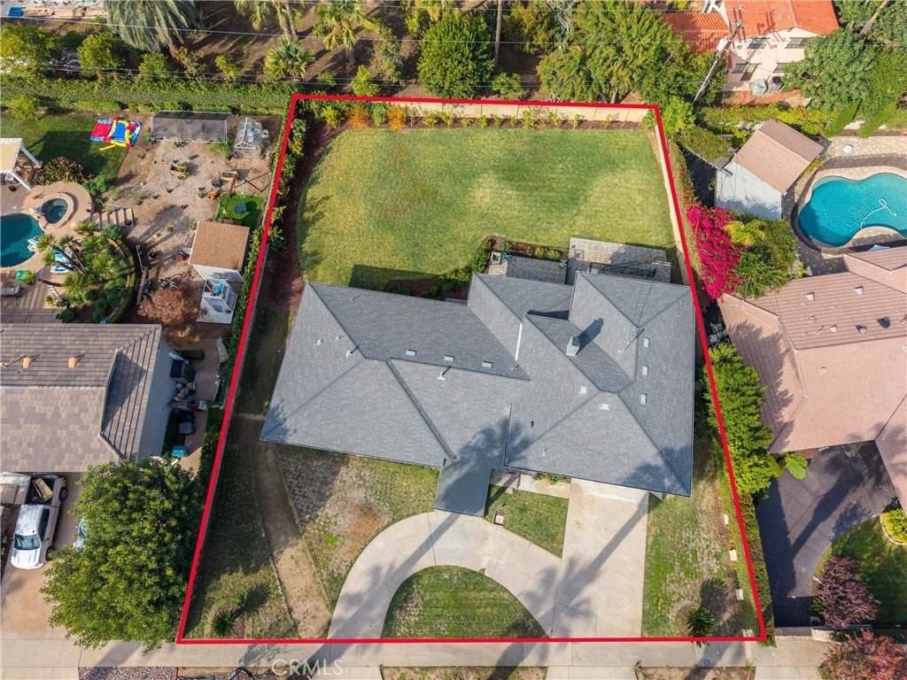 2850 Hudson Ave - Photo 5 of 40