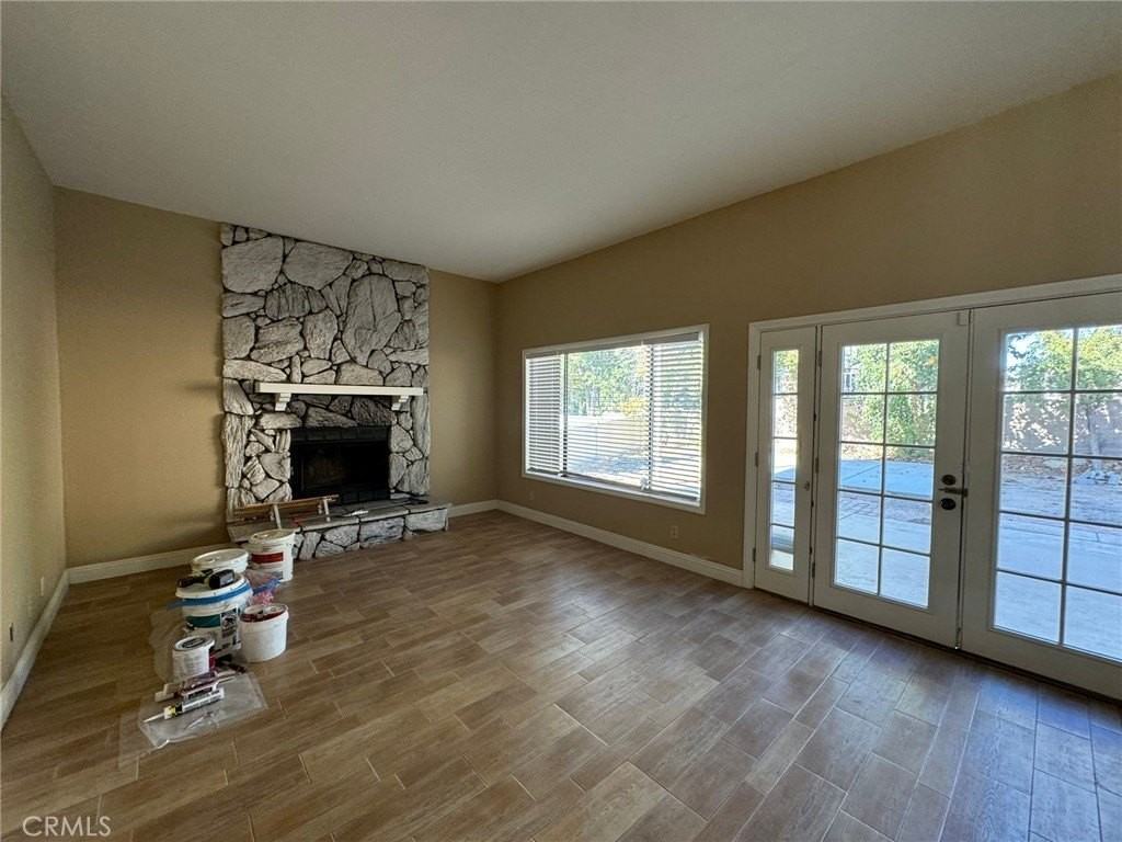 22066 Loch Lomond Dr - Photo 5 of 29