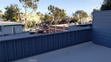 featured image of 215 Lower Cliff Drive #D