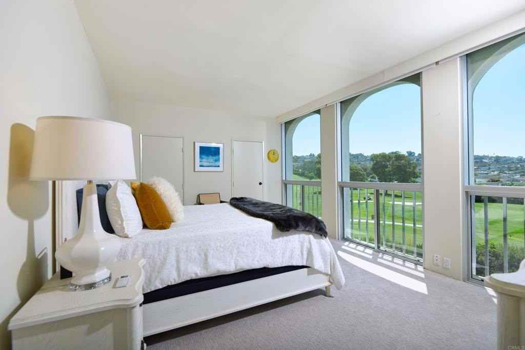 1001 Genter St #6J - Photo 6 of 21