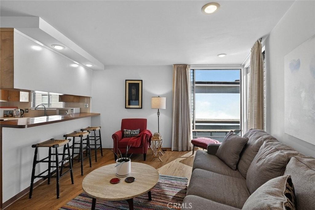 226 Garnet Ave - Photo 7 of 48