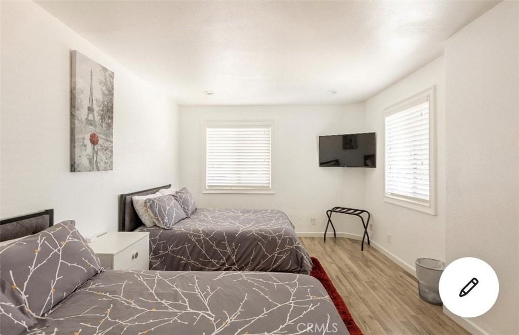 6794 La Jolla Blvd - Photo 6 of 7