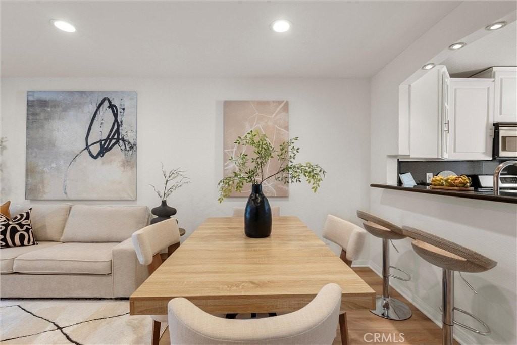 32 Kazan St - Photo 7 of 40