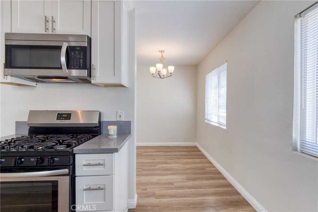 1734 Eudora Ave - Photo 7 of 26