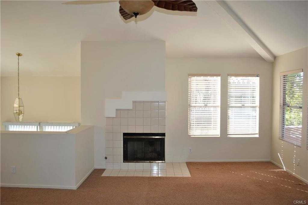 124 Cartier Aisle - Photo 5 of 31