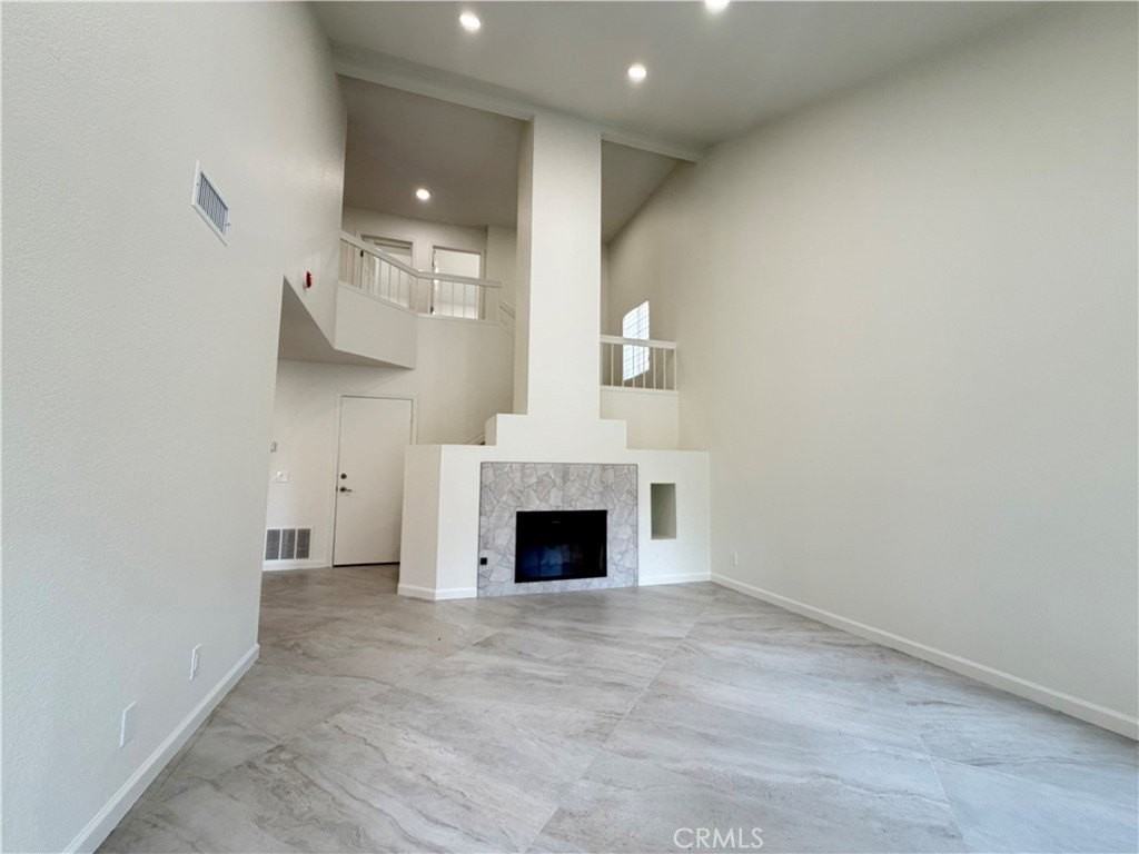 25032 Sanoria St - Photo 6 of 27